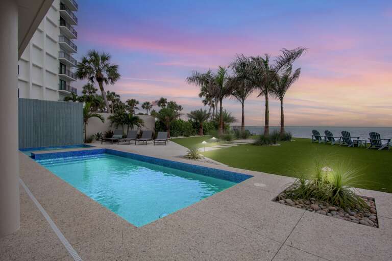 Private Pool and Spa