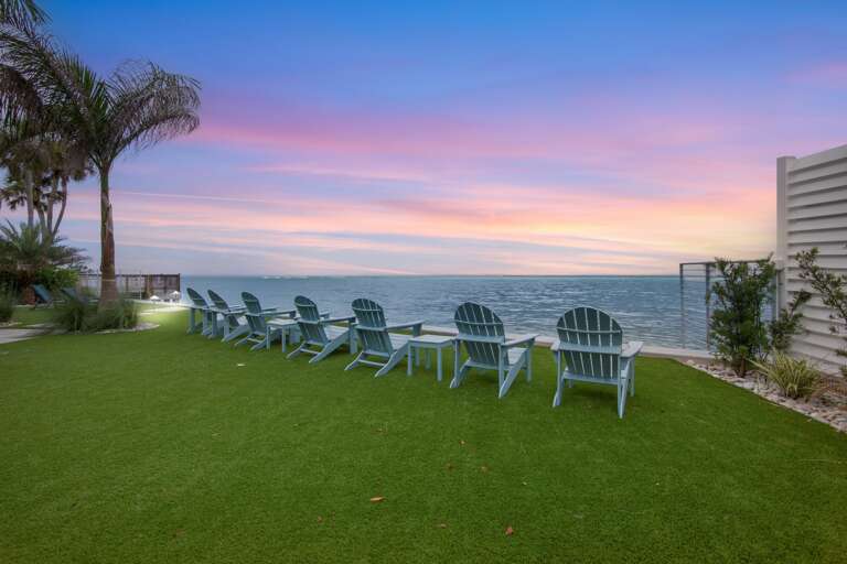 Stunning Oceanfront Seating