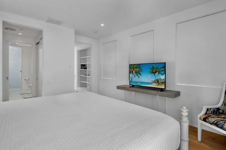 Third Bedroom, King