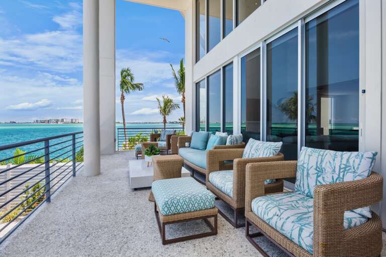 Main Balcony, Lounge Area with seating for the group