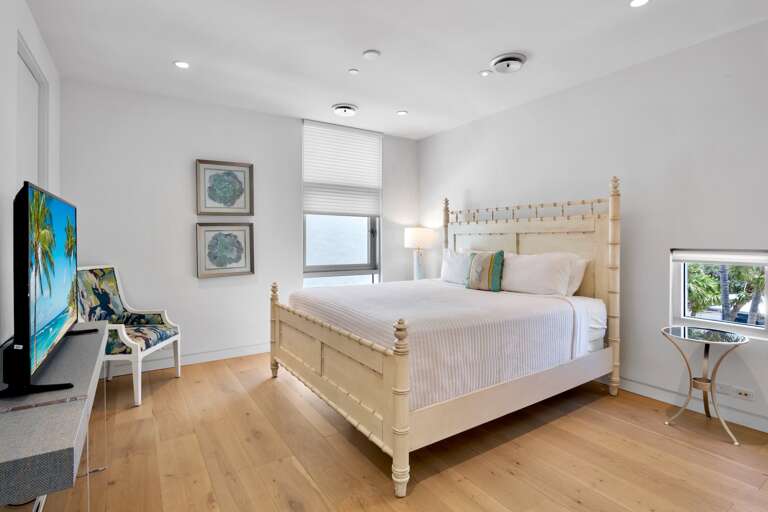 Third Bedroom, King