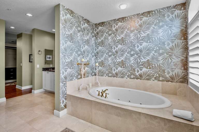 Primary Bathroom, Ensuite