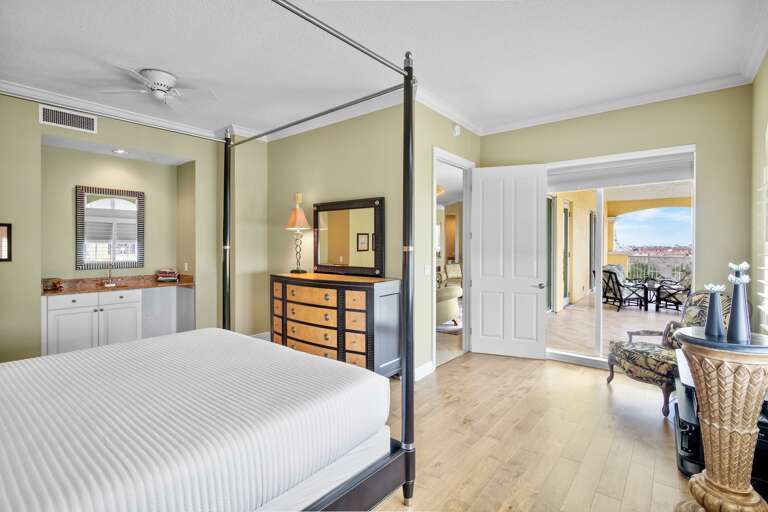 Primary Bedroom, King