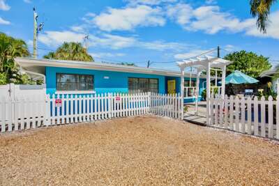 Dos Casitas Retreat by Siesta Key Luxury Rental Properties