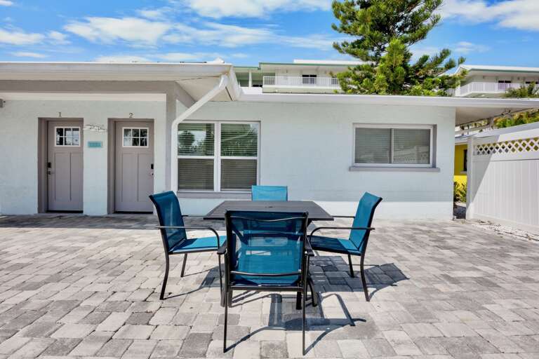 Alfresco Dining for Four Guests