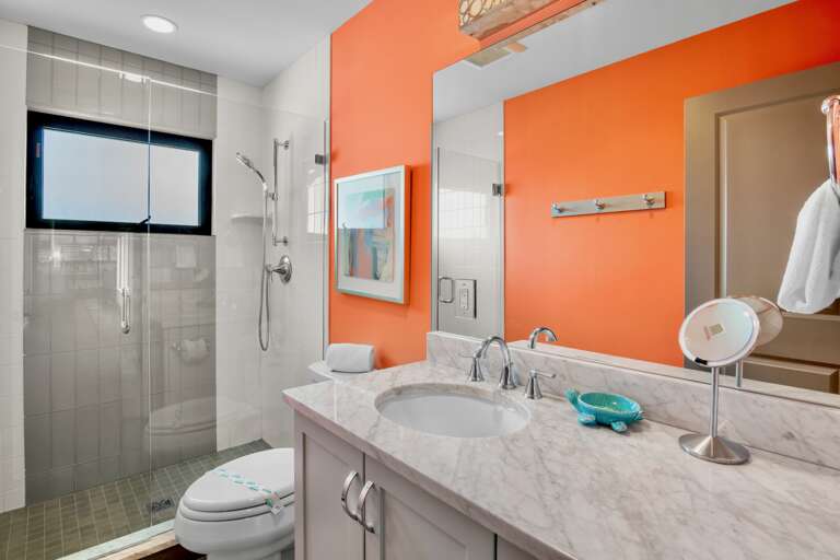 Hallway Full Bathroom