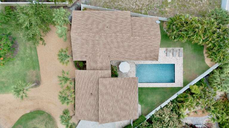 The Midnight Turtle by Siesta Key Luxury Rental Properties