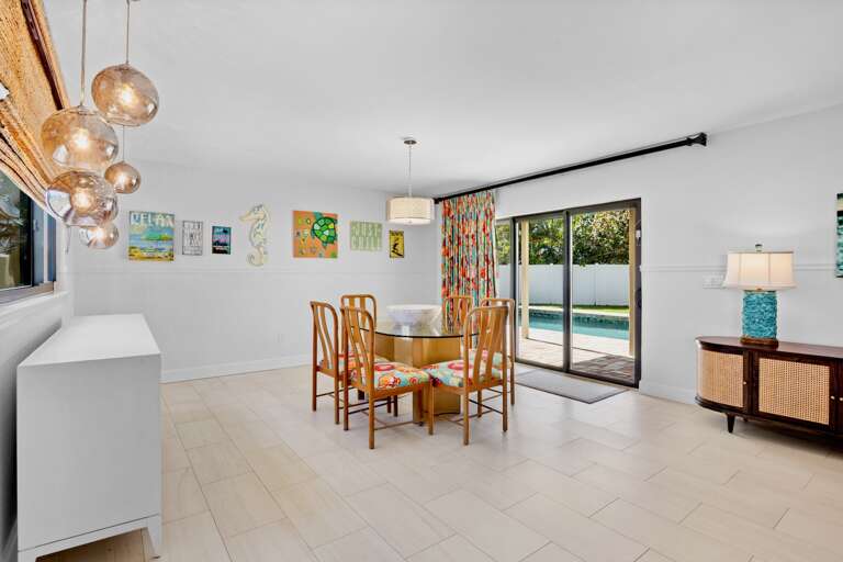 Primary Dining Space for Group Gatherings