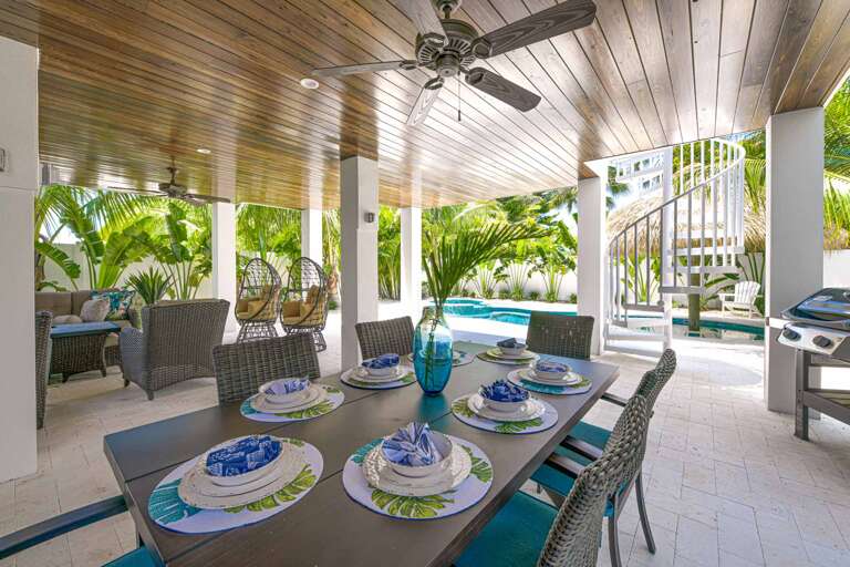 Covered Patio, Dining Area