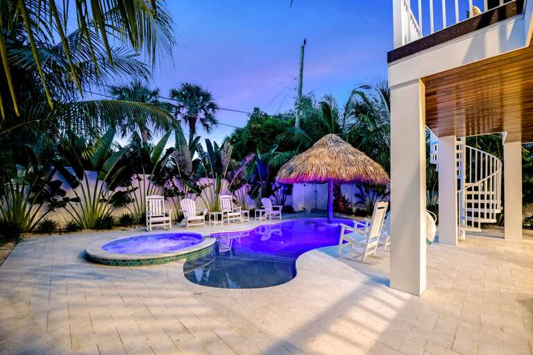 Private Pool and Spa