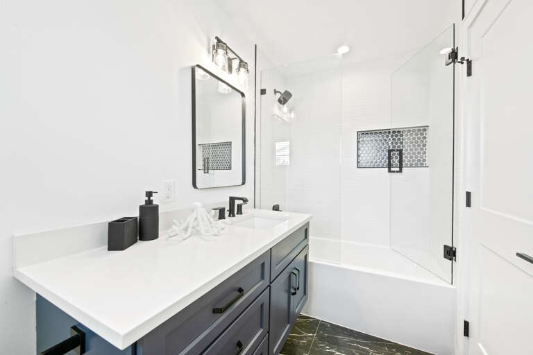 Eighth Ensuite Bathroom