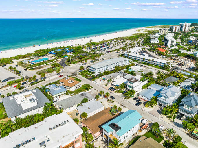 Summer Nights - Lido Key Vacations