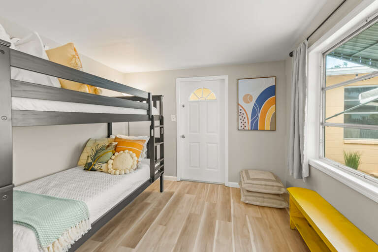 Bonus Sleeping Area (Second Cottage), Twin-over-twin bunk bed