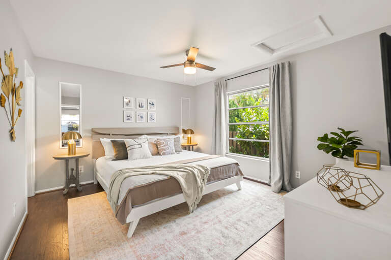 Primary Bedroom (Main Cottage), King bed