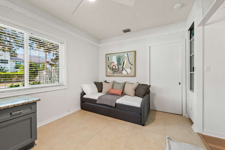 Bonus, Office Area - Twin Bed with Trundle