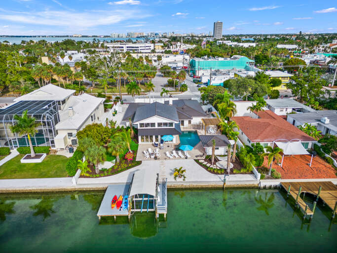 Manatee Cove - By Lido Key Vacations