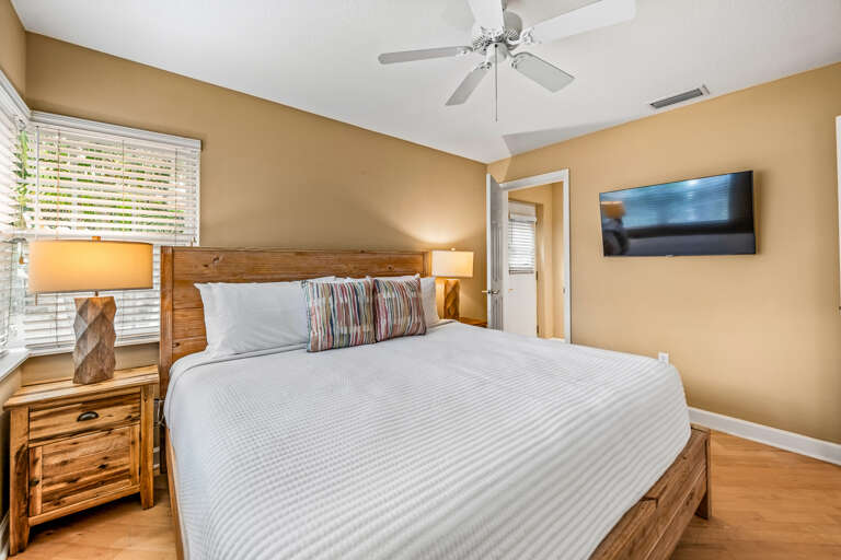 Second Bedroom - King