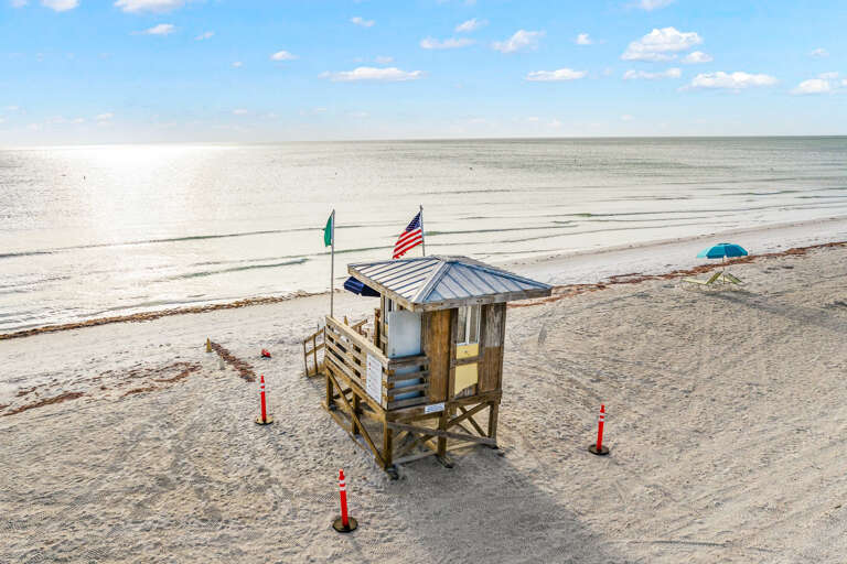 The Pink Flamingo - Lido Key Vacations