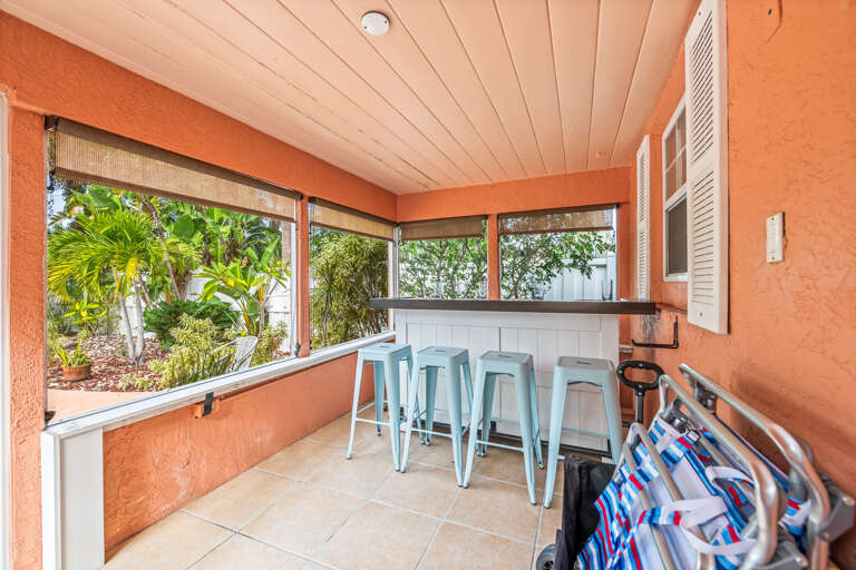 Outdoor Bar