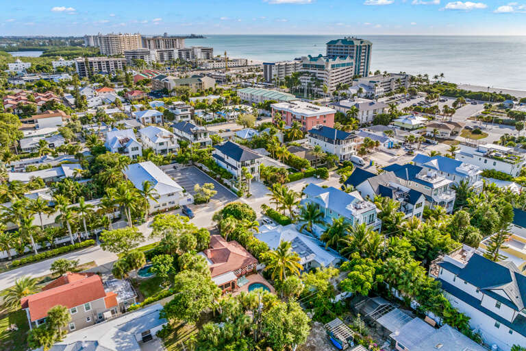 The Pink Flamingo - Lido Key Vacations