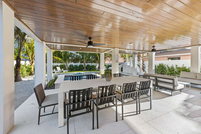 Outdoor Dining Area