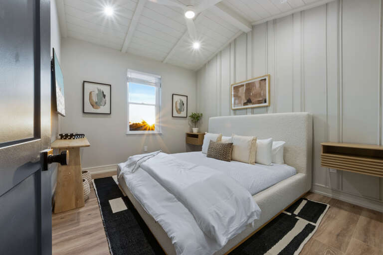 Sixth Bedroom - King