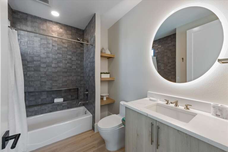 Third Bedroom, Ensuite