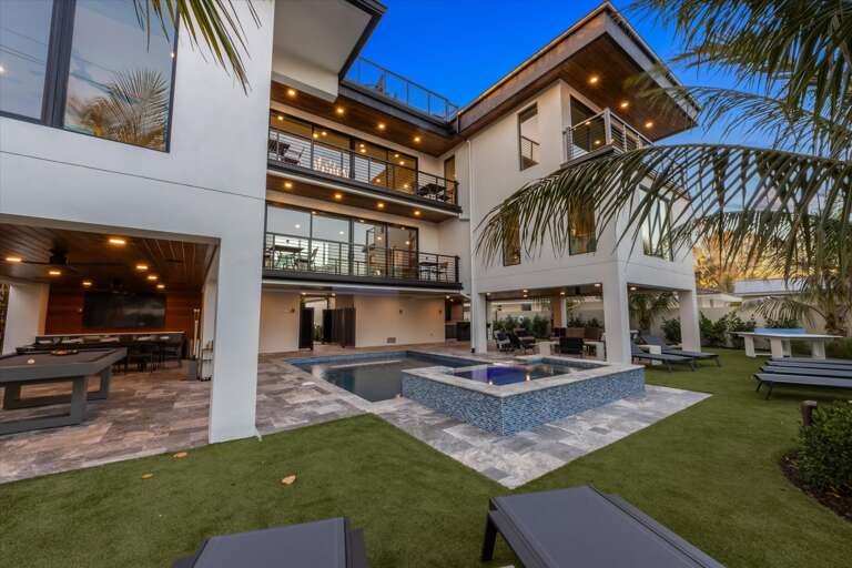 Lido Luxe Estate by Lido Key Vacations