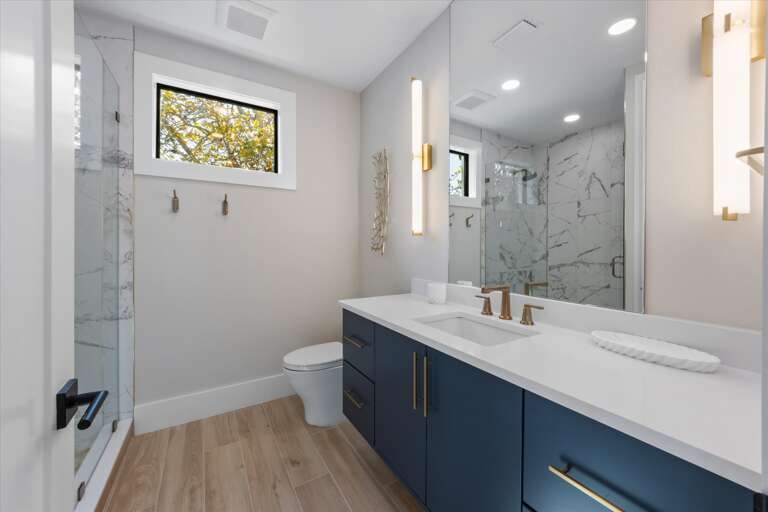 Second Bathroom, Ensuite
