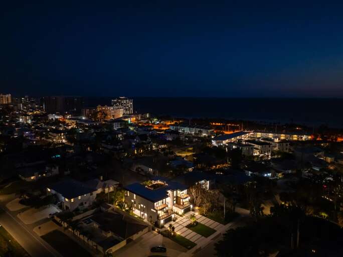 Lido Luxe Estate by Lido Key Vacations