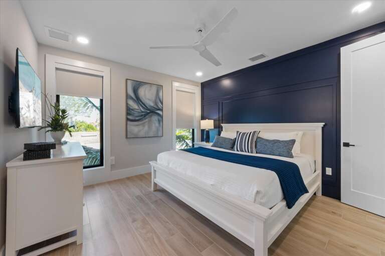 Fourth Bedroom, King