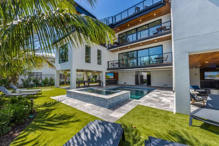 Lido Luxe Estate by Lido Key Vacations