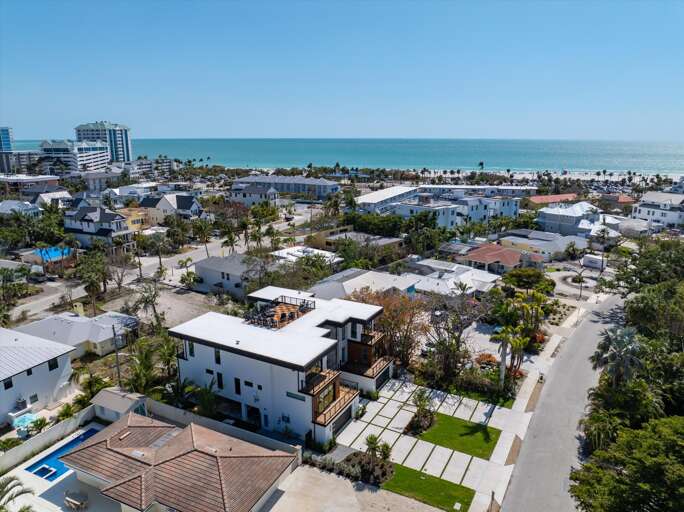 Lido Luxe Estate by Lido Key Vacations