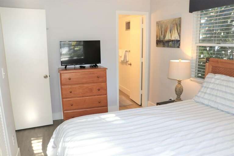 Second Bedroom, King with TV