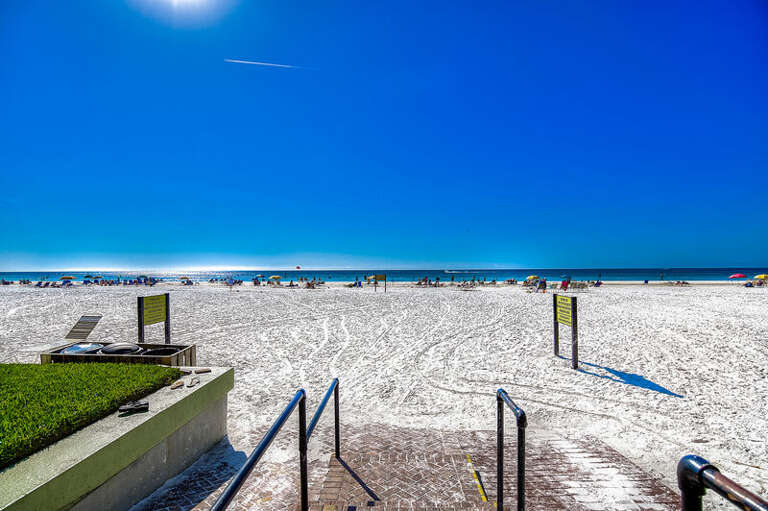 Beach access for guests to enjoy