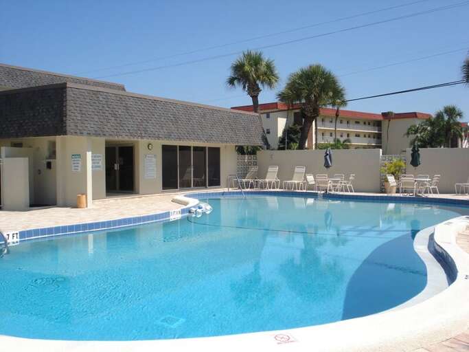 Shared Heated Pool