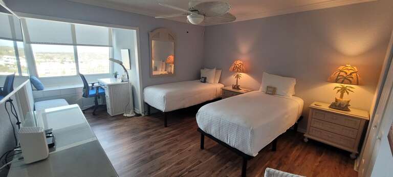 Second bedroom