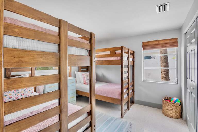 Third Bedroom, Two Twin/Twin Bunks