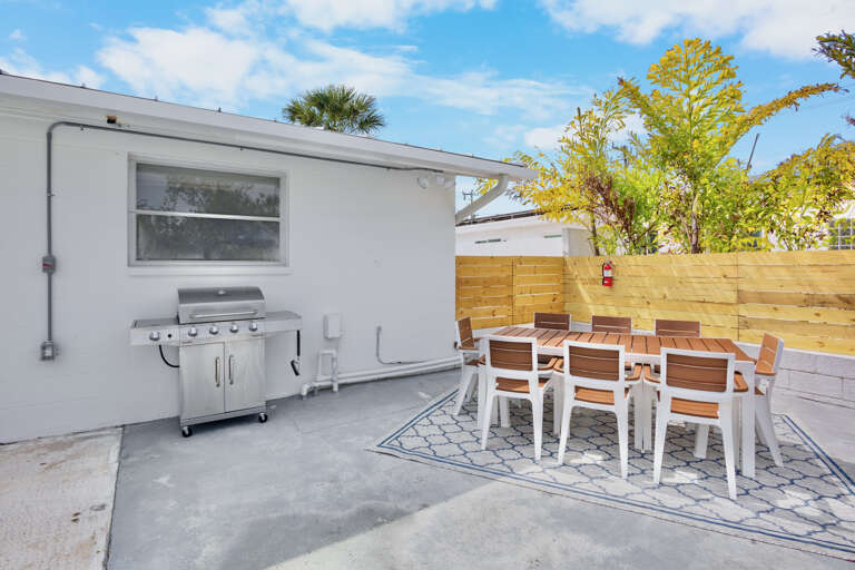 Outdoor Dining, Outdoor Grill
