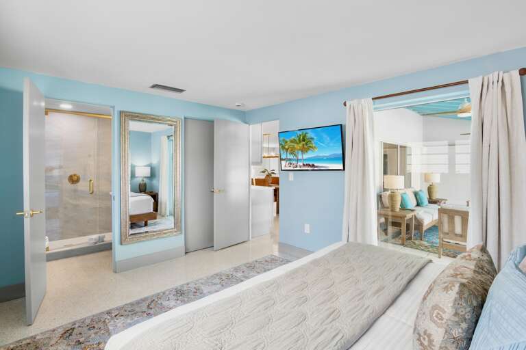 Primary Bedroom, King