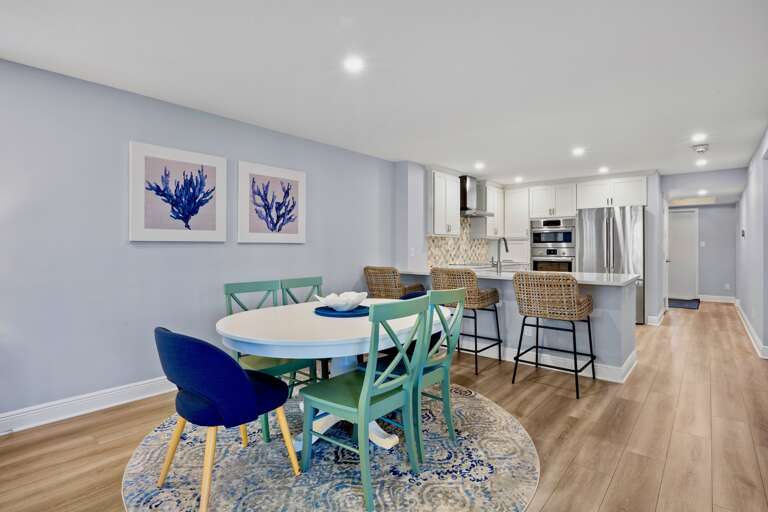 Gulf and Bay Club B110 by Tropical Sands Accommodations