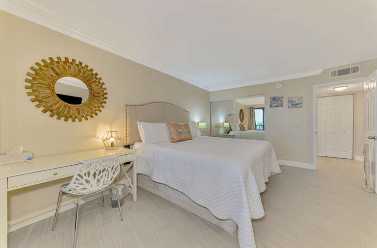 Primary Bedroom, King
