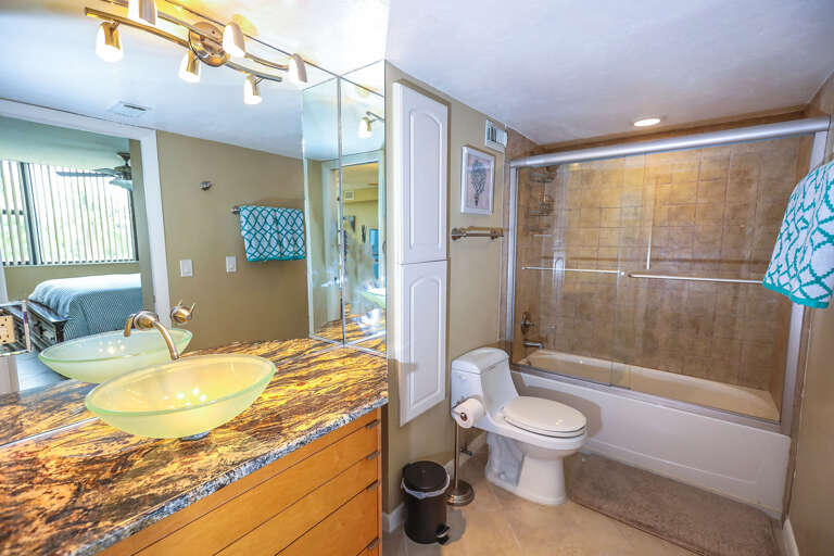 Second Bathroom, Ensuite