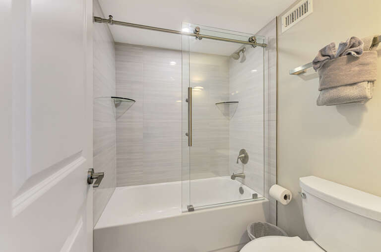 Second Bathroom, Ensuite