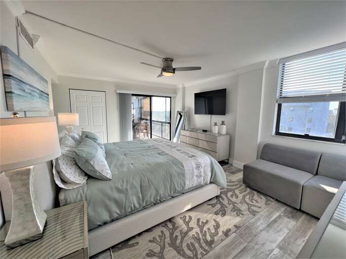 Primary Bedroom, King