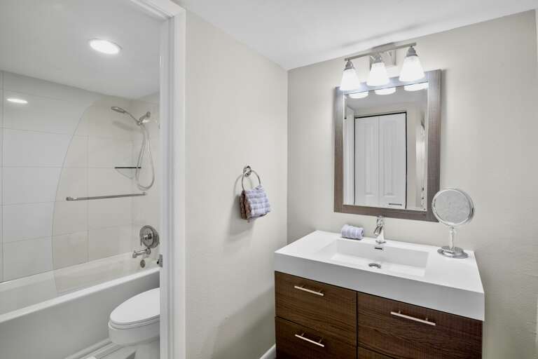 Primary Bathroom, Ensuite