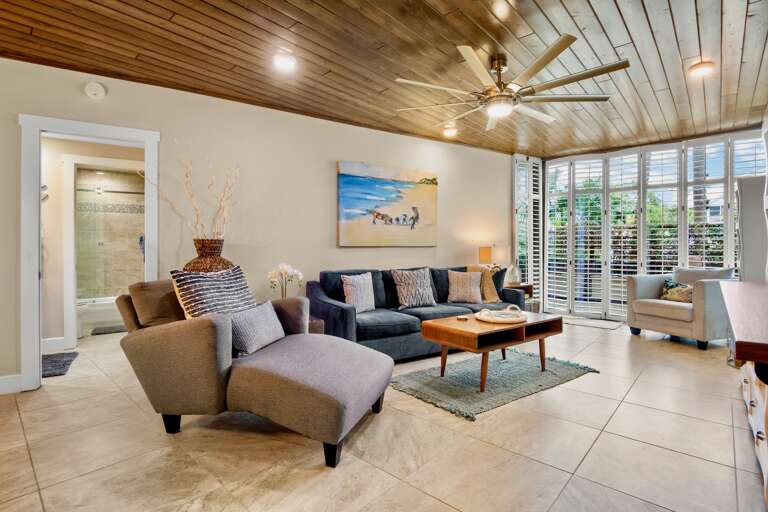 Harbor Towers 111 by Tropical Sands Accommodations