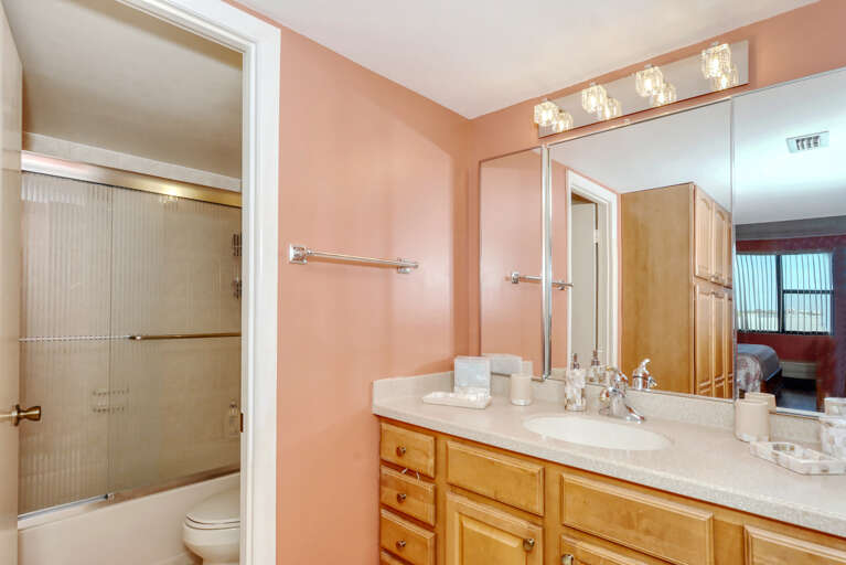 Primary Bathroom, Ensuite