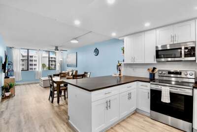 Harbor Towers Unit 312 by Tropical Sands Accommodations