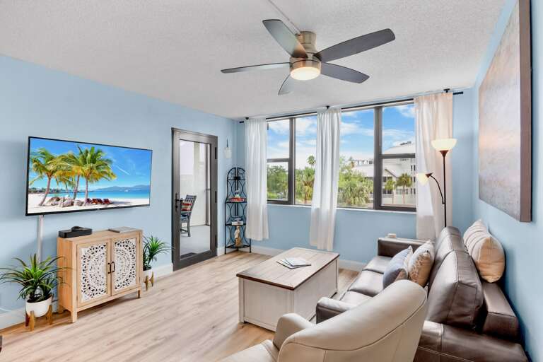Harbor Towers Unit 312 by Tropical Sands Accommodations